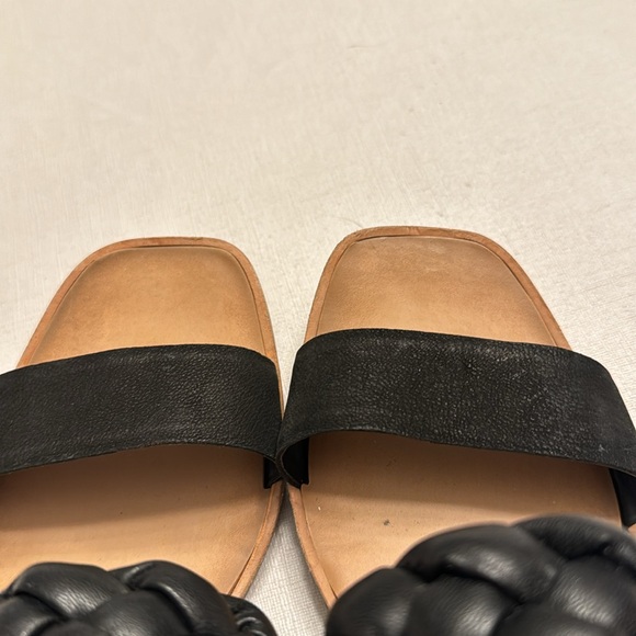 Dolce Vita Persey Black Strap Braided Sandal - Picture 8 of 8